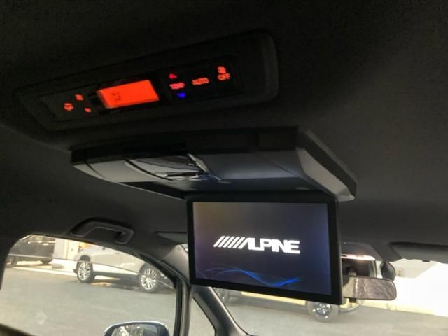 TOYOTA NOAH HYBRID 2021 Image 31