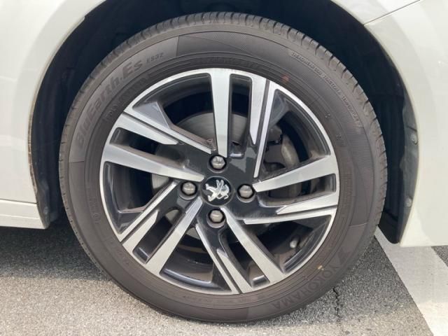 PEUGEOT 208 2020 Image 31