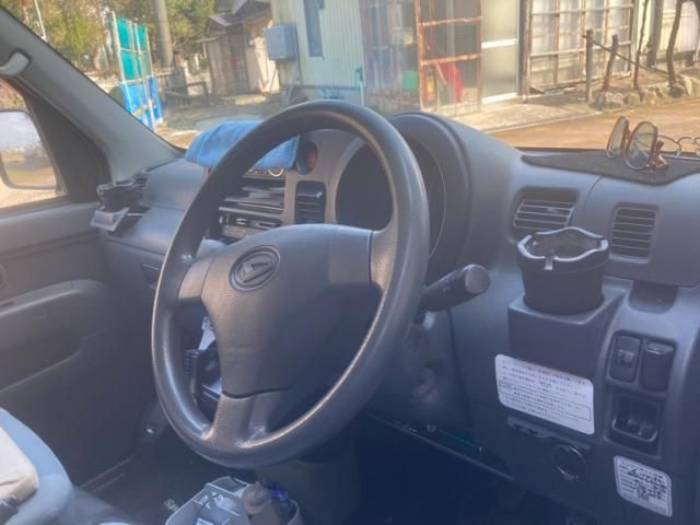 DAIHATSU HIJET CARGO 4WD 2008 Image 31