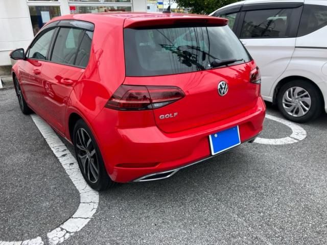 VOLKSWAGEN GOLF 2018 Image 31