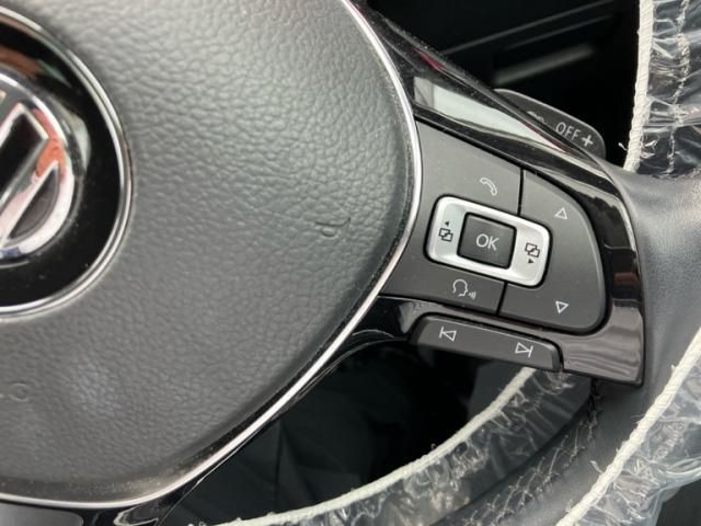 VOLKSWAGEN GOLF 2018 Image 31
