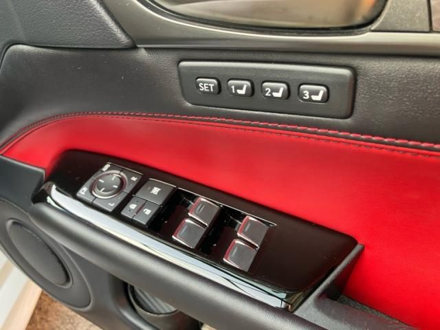 TOYOTA LEXUS GS F 2017 Image 31