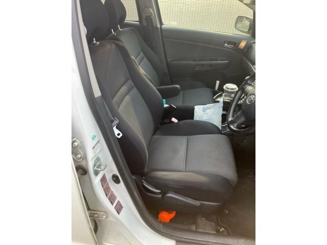 TOYOTA WISH 2004 Image 31