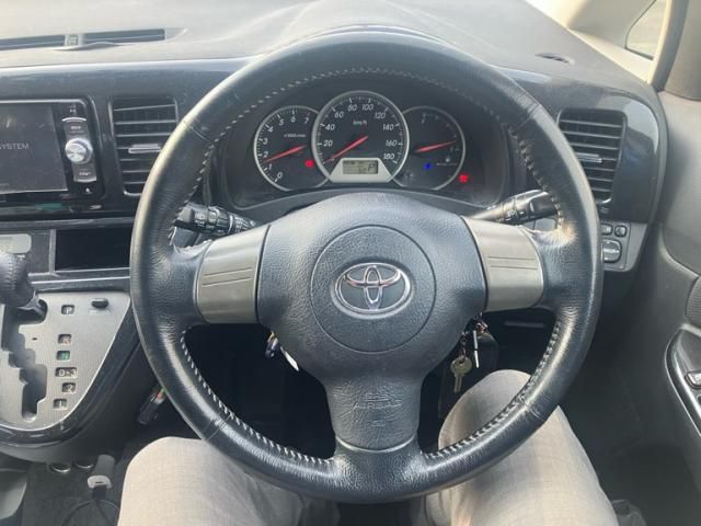 TOYOTA WISH 2004 Image 31