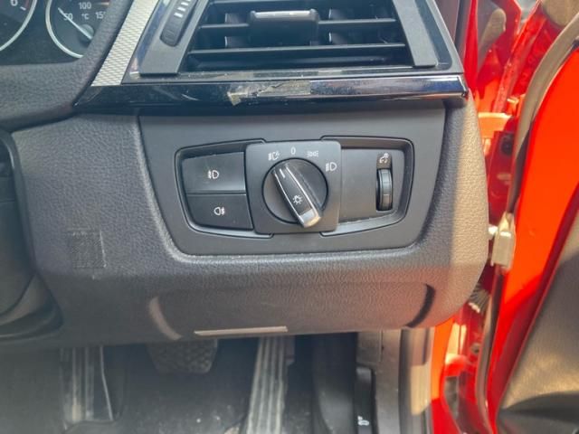 BMW 3SERIES SEDAN 2014 Image 31