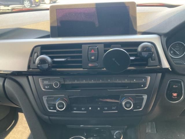 BMW 3SERIES SEDAN 2014 Image 31