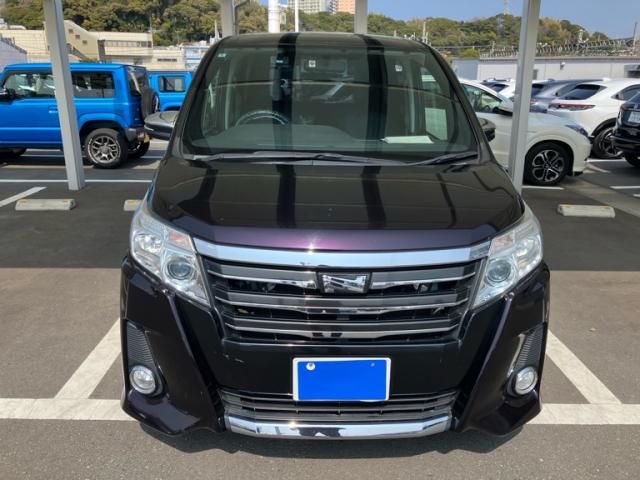 TOYOTA NOAH 2015 Image 31