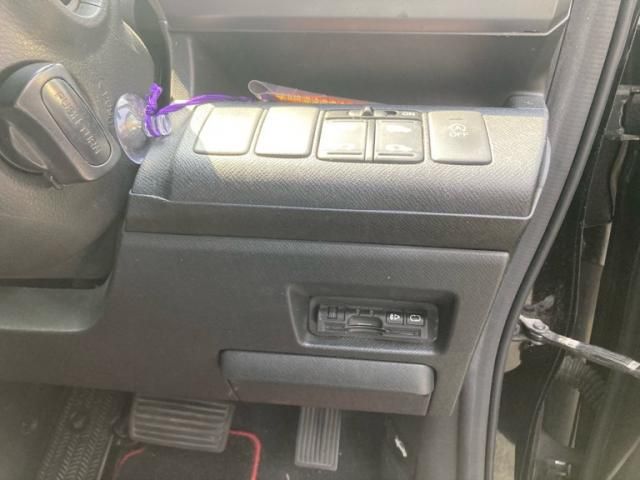 HONDA STEPWAGON SPADA 2013 Image 31