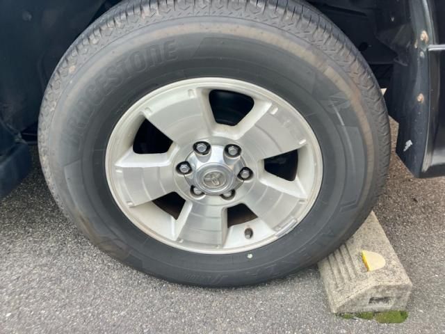 TOYOTA HILUXSURF WAGON 4WD 2009 Image 31