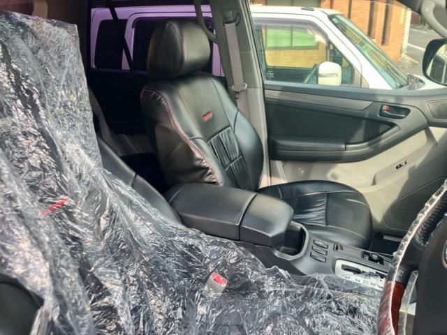 TOYOTA HILUXSURF WAGON 4WD 2009 Image 31