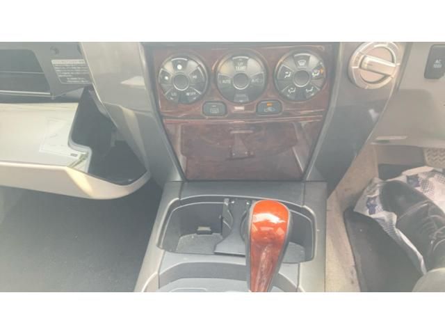 TOYOTA HILUXSURF WAGON 4WD 2009 Image 31