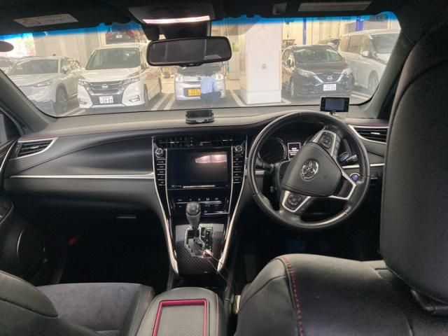 TOYOTA HARRIER 2WD 2017 Image 31