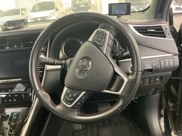 TOYOTA HARRIER 2WD 2017 Image 31