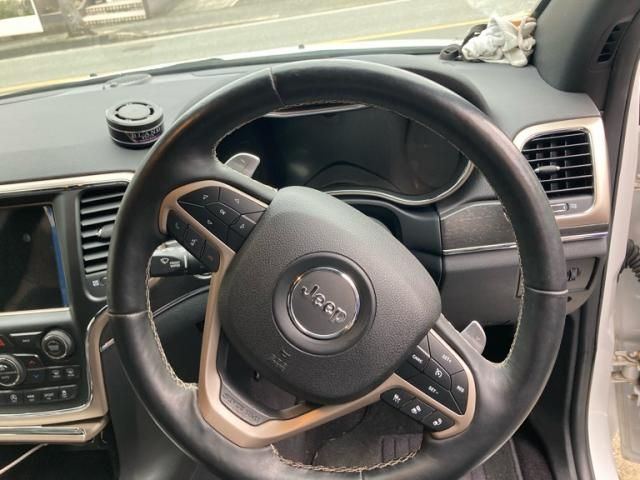 JEEP GRAND CHEROKEE 2018 Image 31