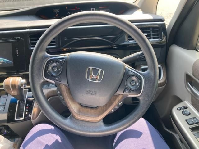 HONDA STEPWAGON 2016 Image 31