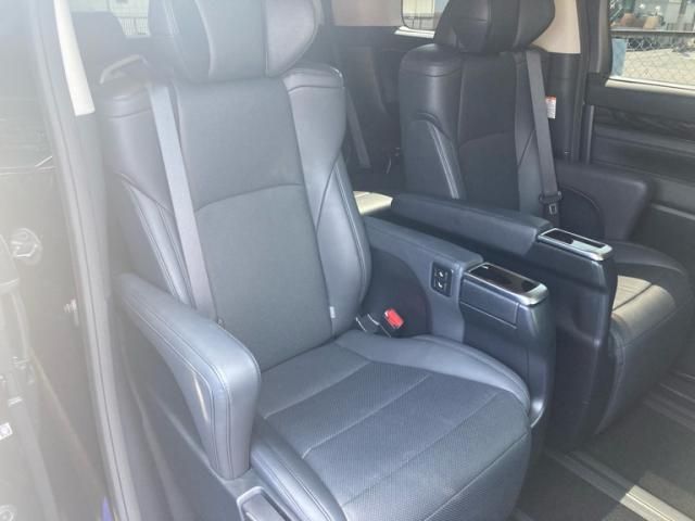 TOYOTA ALPHARD 2022 Image 31