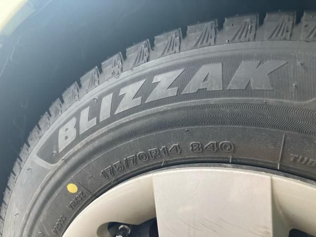 TOYOTA PORTE 4WD 2011 Image 31