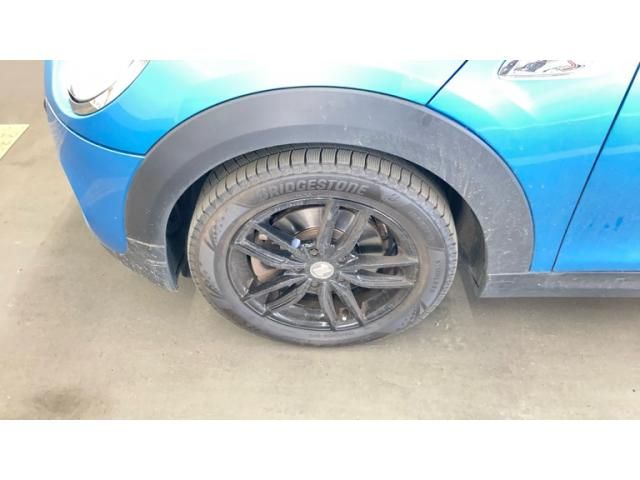 BMW MINI COOPER S 2015 Image 31