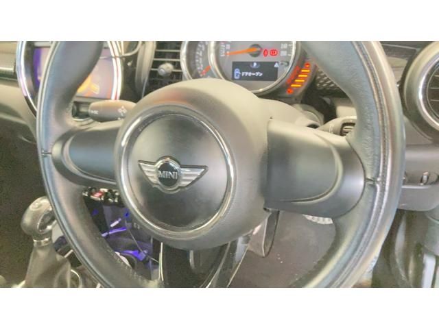 BMW MINI COOPER S 2015 Image 31