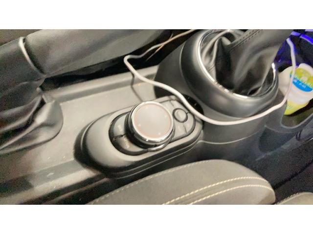 BMW MINI COOPER S 2015 Image 31