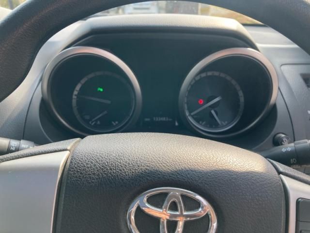 TOYOTA LANDCRUISER PRADO 2014 Image 31