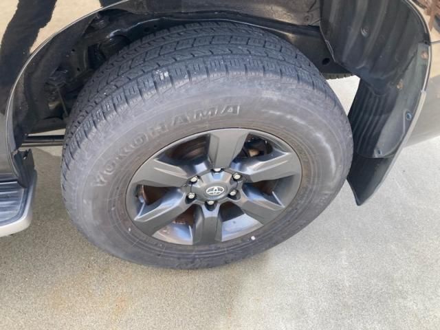 TOYOTA LANDCRUISER PRADO 2014 Image 31