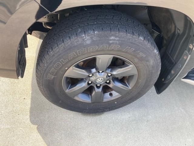 TOYOTA LANDCRUISER PRADO 2014 Image 31