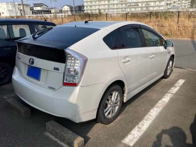TOYOTA PRIUS 2010 Image 31