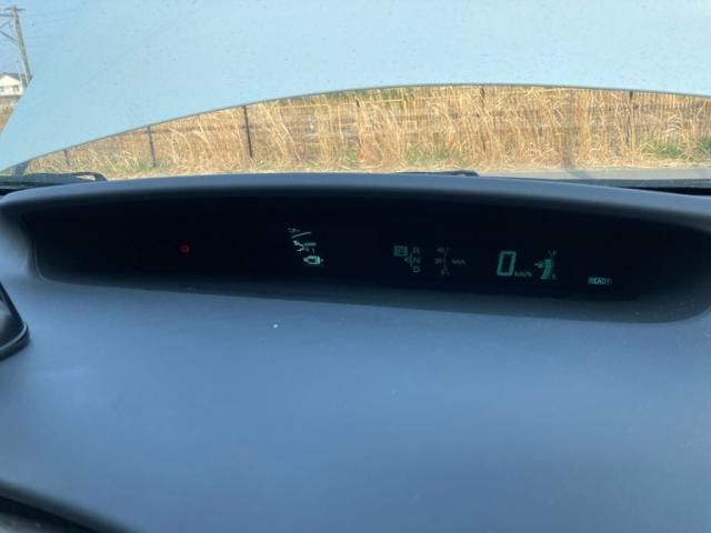 TOYOTA PRIUS 2010 Image 31