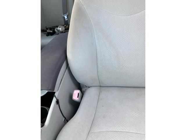 TOYOTA PRIUS 2010 Image 31