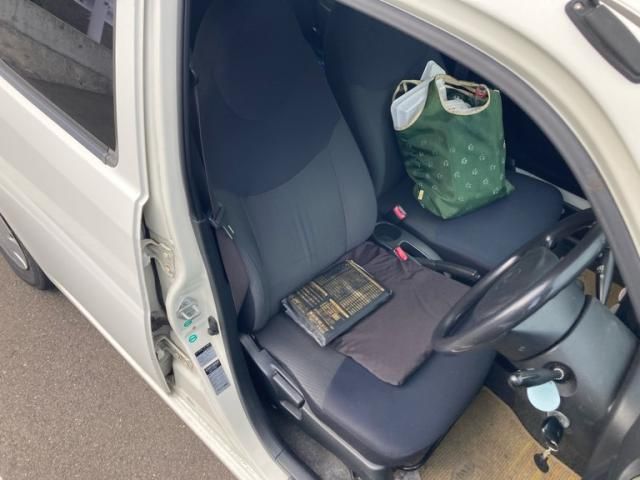 DAIHATSU ESSE 2009 Image 31