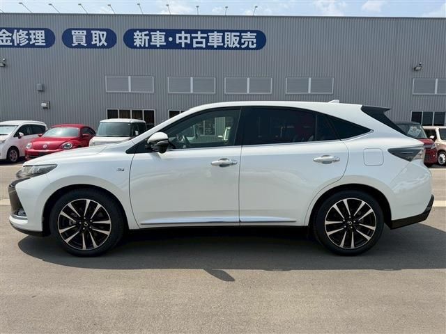 TOYOTA HARRIER 2WD 2016 Image 31