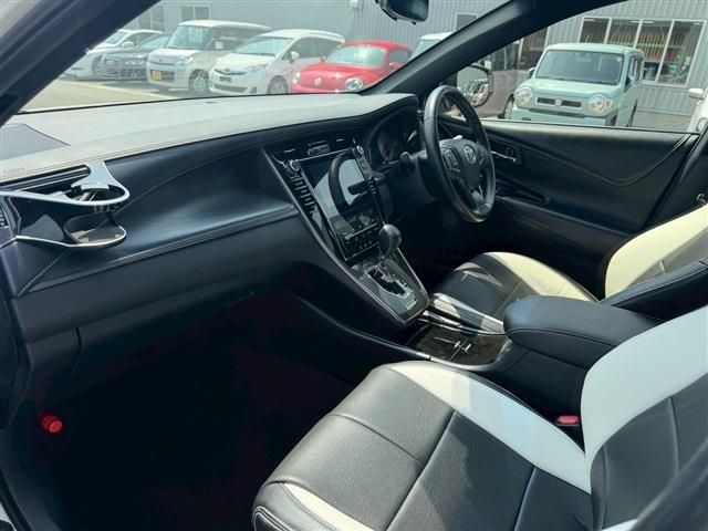 TOYOTA HARRIER 2WD 2016 Image 31