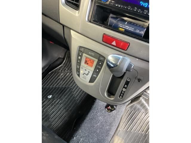 DAIHATSU MOVE 2011 Image 31