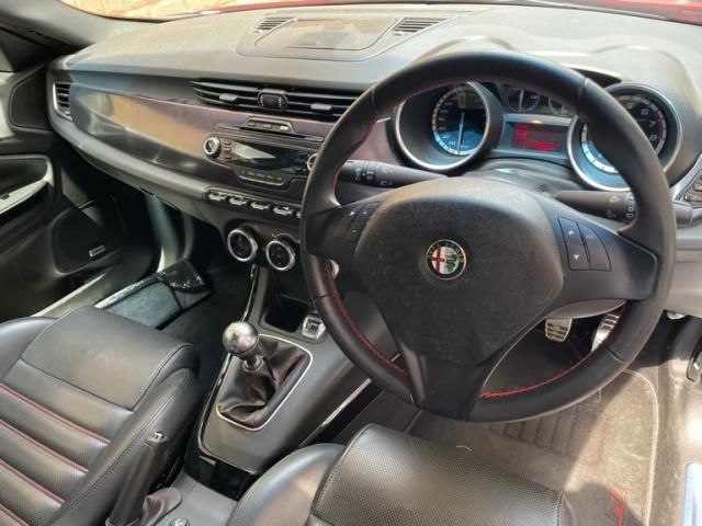 ALFAROMEO GIULIETTA 2013 Image 31