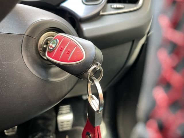 ALFAROMEO GIULIETTA 2013 Image 31