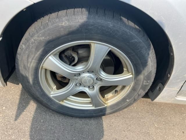 TOYOTA PRIUS ALPHA 2011 Image 31