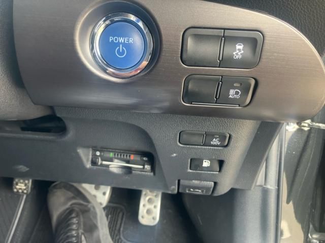 TOYOTA PRIUS 2021 Image 31