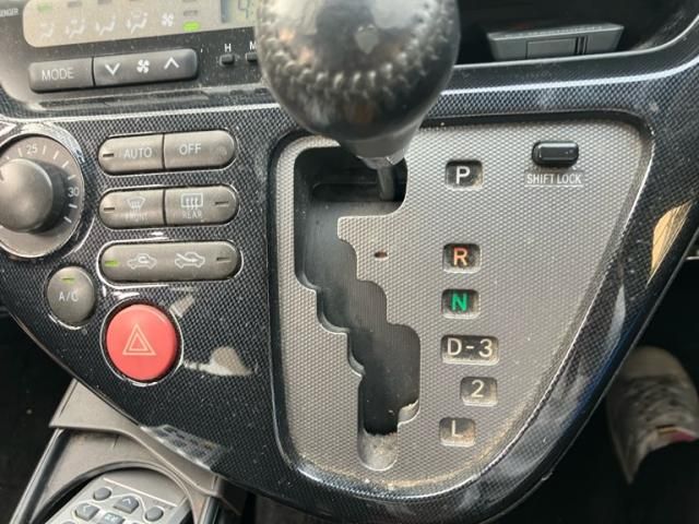 TOYOTA WISH 2003 Image 31