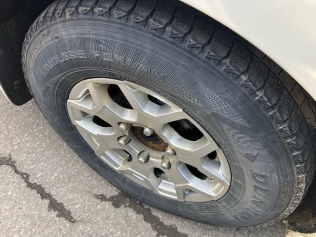 NISSAN NV350 CARAVAN 4WD 2014 Image 31