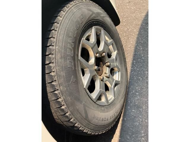 NISSAN NV350 CARAVAN 4WD 2014 Image 31