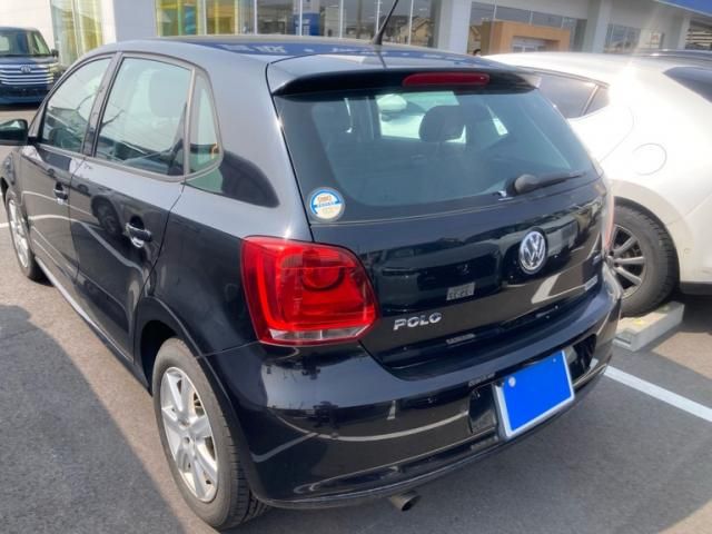 VOLKSWAGEN POLO 2011 Image 31
