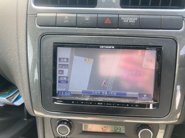 VOLKSWAGEN POLO 2011 Image 31