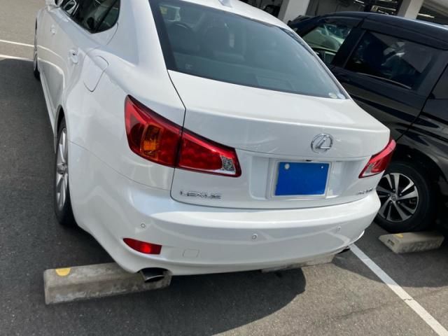 TOYOTA LEXUS IS250 2010 Image 31