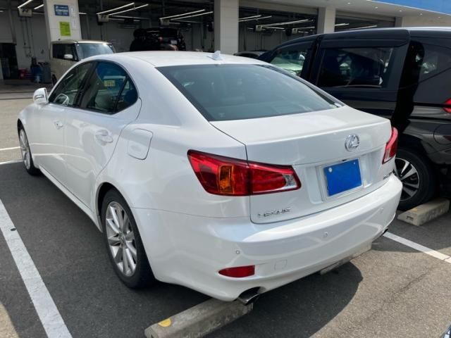 TOYOTA LEXUS IS250 2010 Image 31