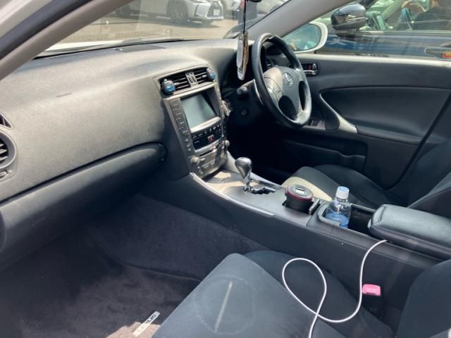 TOYOTA LEXUS IS250 2010 Image 31