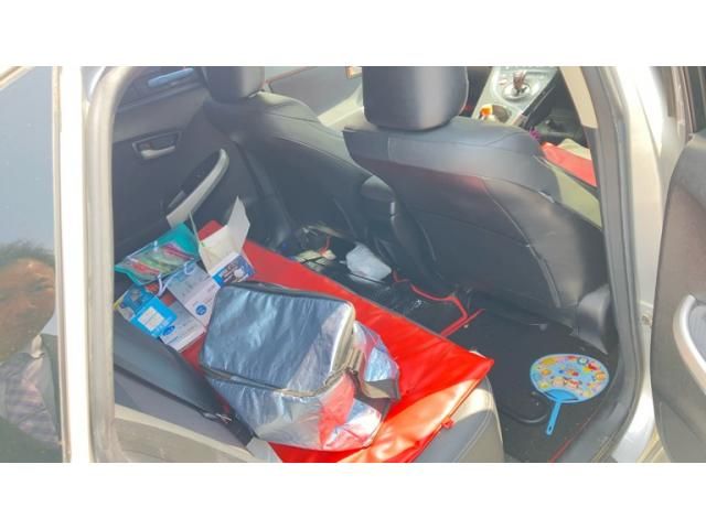 TOYOTA PRIUS 2012 Image 31