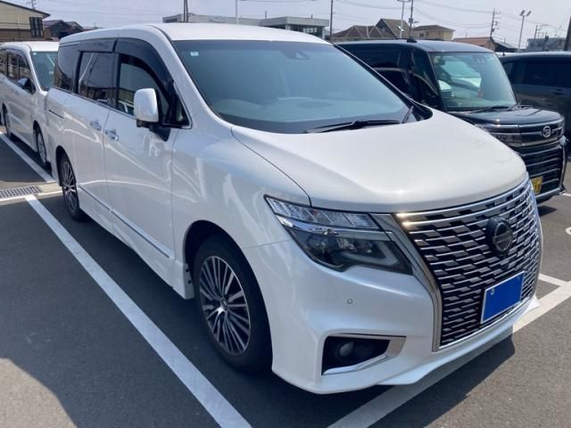 NISSAN ELGRAND 2022 Image 31