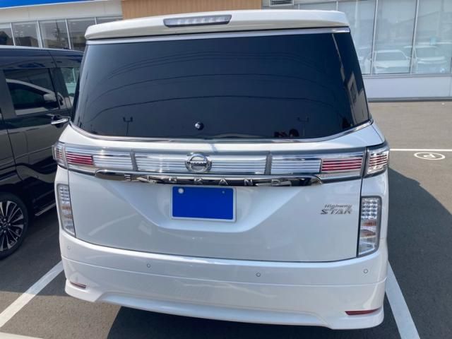 NISSAN ELGRAND 2022 Image 31