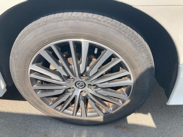 NISSAN ELGRAND 2022 Image 31